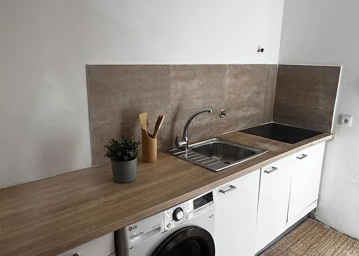 Simple House In The Heart Of The Historic Center 포르투